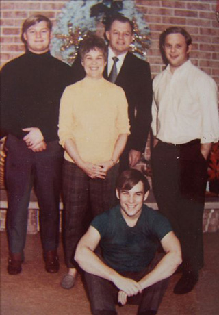 Family Photo 1966 Christmas at 112 Peartree Lane, Arlington Heights, IL(Sister Sue was the photographer)